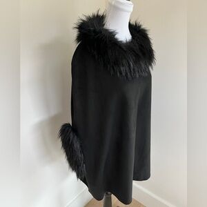 NIEMAN MARCUS Faux Fur Faux Stretch Suede Poncho Cape Elegant Occasion Chic